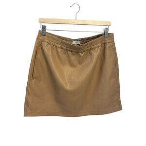 Aritzia Babaton Flags Vegan Leather Mini
Skirt Tan large